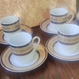 Elegant Nour Gold and Black Espresso Demitasse 4 Cup Set